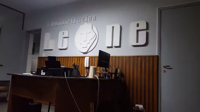 Administraci&oacute;n Leone