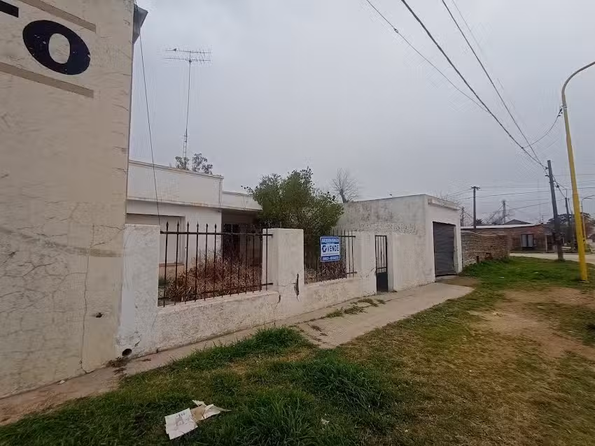 Alejandra Peralta Inmobiliaria y Gestor&iacute;a Automotor Tres Arroyos