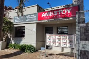 Amestoy propiedades Bernal