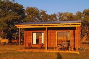 Caba&ntilde;as El Encuentro Lobos