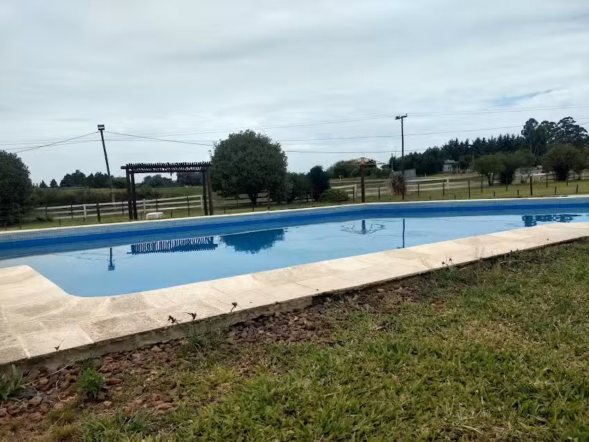 Caba&ntilde;as La Finca Colon