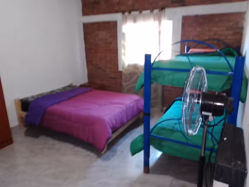 Caba&ntilde;as las dalias