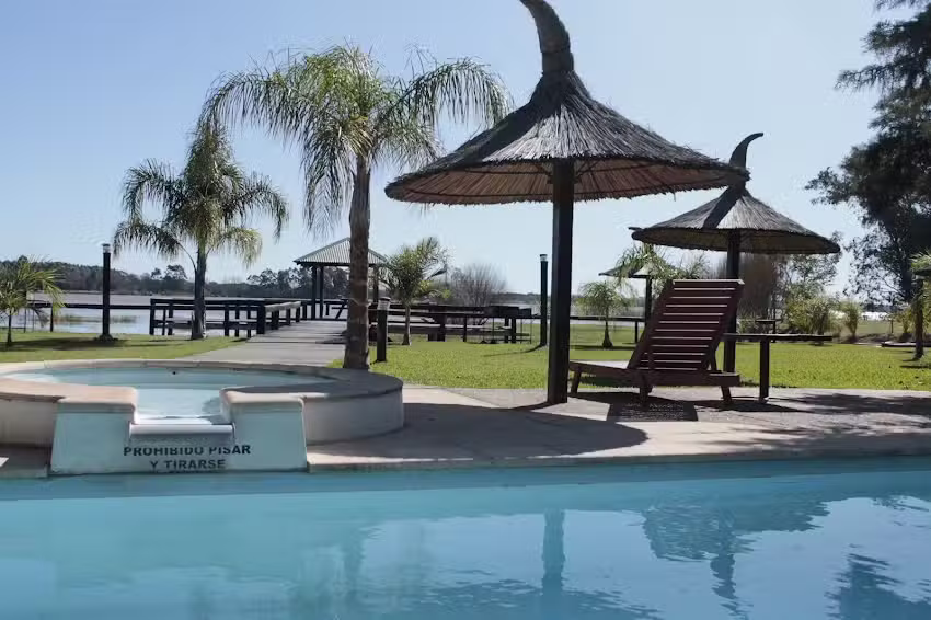 Caba&ntilde;as Puertas Del Sol Alojamiento en Federaci&oacute;n