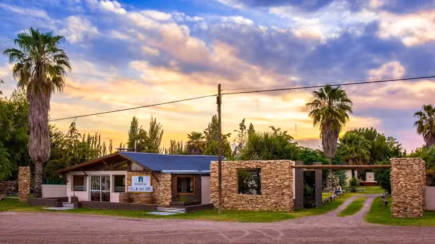 Caba&ntilde;as Villa Del Sol