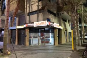 Caram&eacute;s Bienes Ra&iacute;ces Lan&uacute;s Este