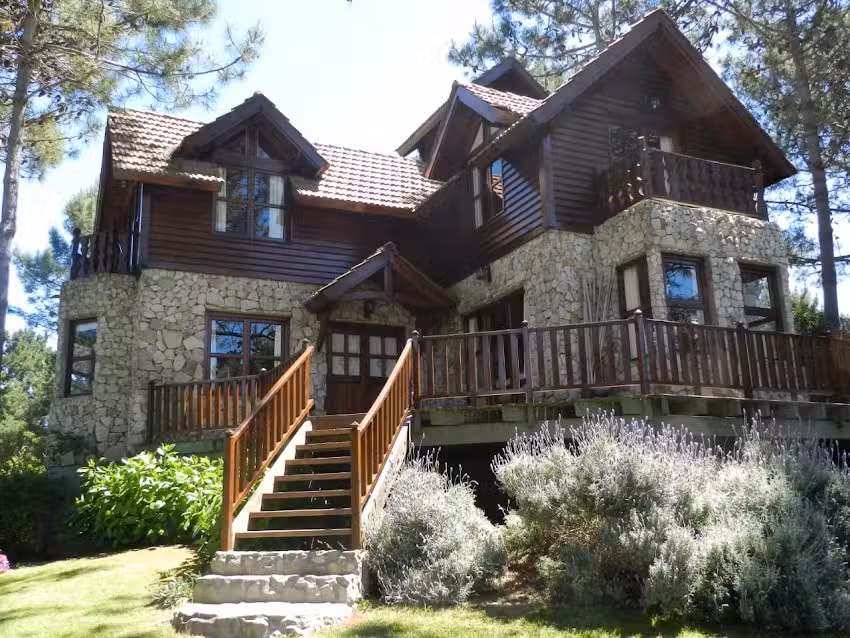 Carilo casas en alquiler