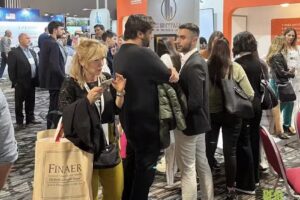 Central Real Estate Argentina Leading Real Estate Companies of the World Luxury Portfolio Internacional