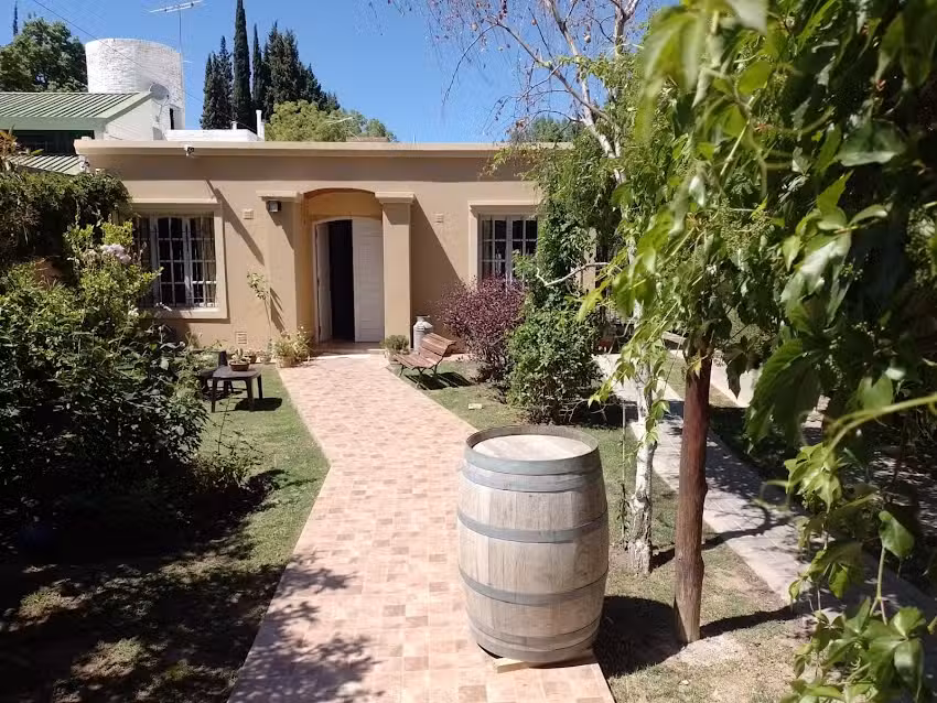 Dem Alojamientos en Mendoza