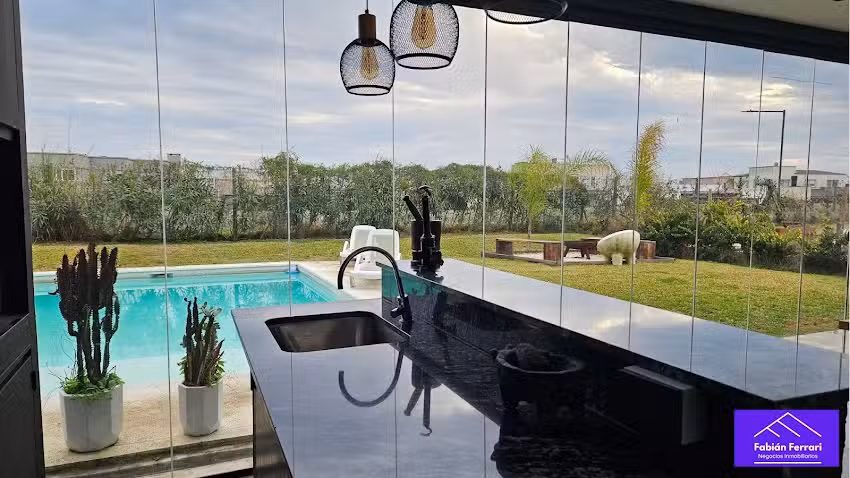 Fabi&aacute;n Ferrari Negocios Inmobiliarios