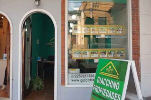 Giacchino propiedades