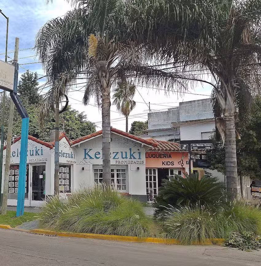 Kelezuki Bienes Raices