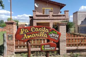 La casita amarilla de mina