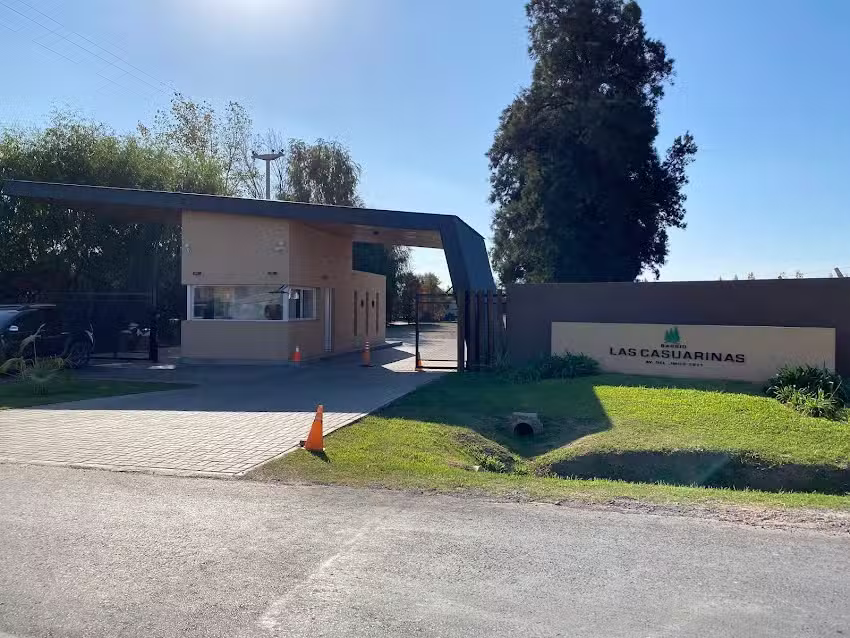 Las Casuarinas Century 21 Venta de Terrenos