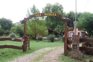 Las marias frente al rio