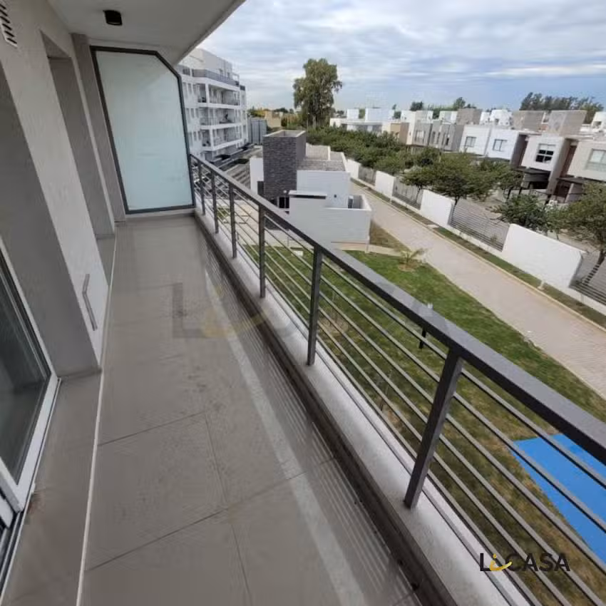 LiCASA Bienes Raices