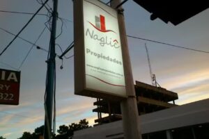Naglic Propiedades