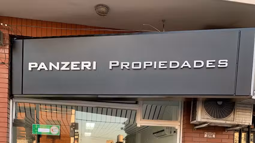 Panzeri Propiedades
