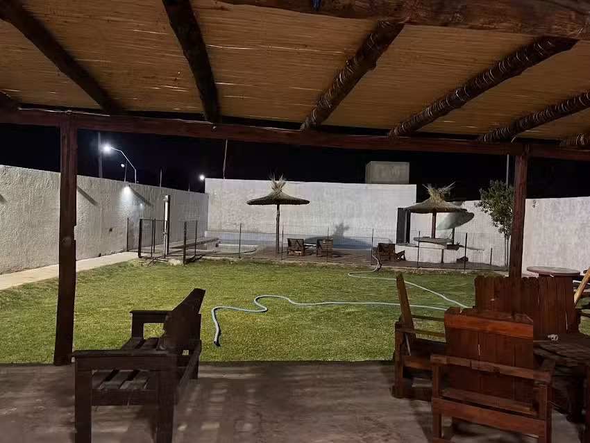 Quincho y pileta los patos