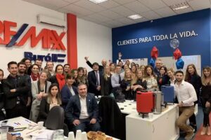 Remax Bur&oacute; Ii