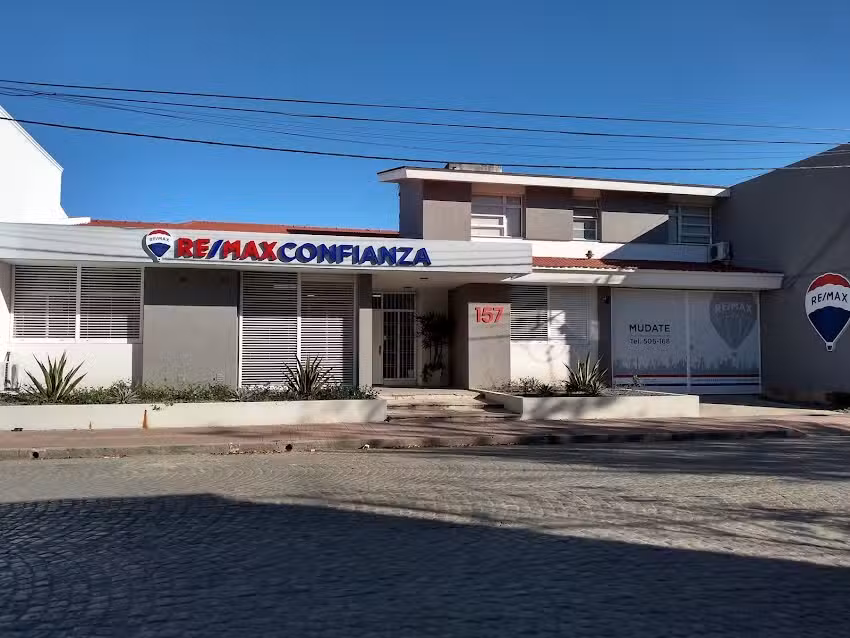 Remax Confianza