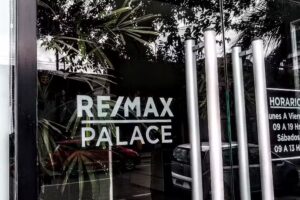 Remax ᴘᴀʟᴀᴄᴇ