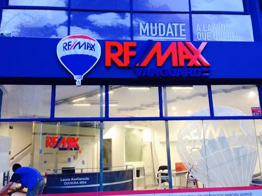 Remax Vanguard Servicios Inmobiliarios Alto Palermo