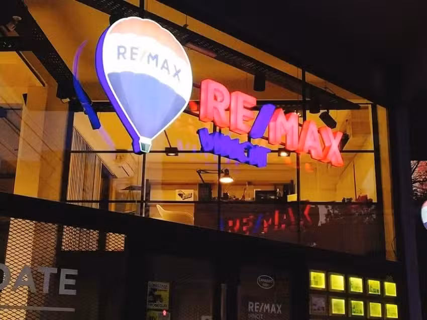 Remax Vincit