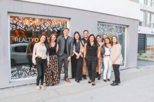 Realty One Group Los Lagos