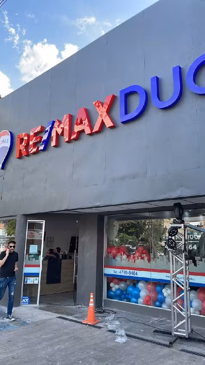 Remax Duo