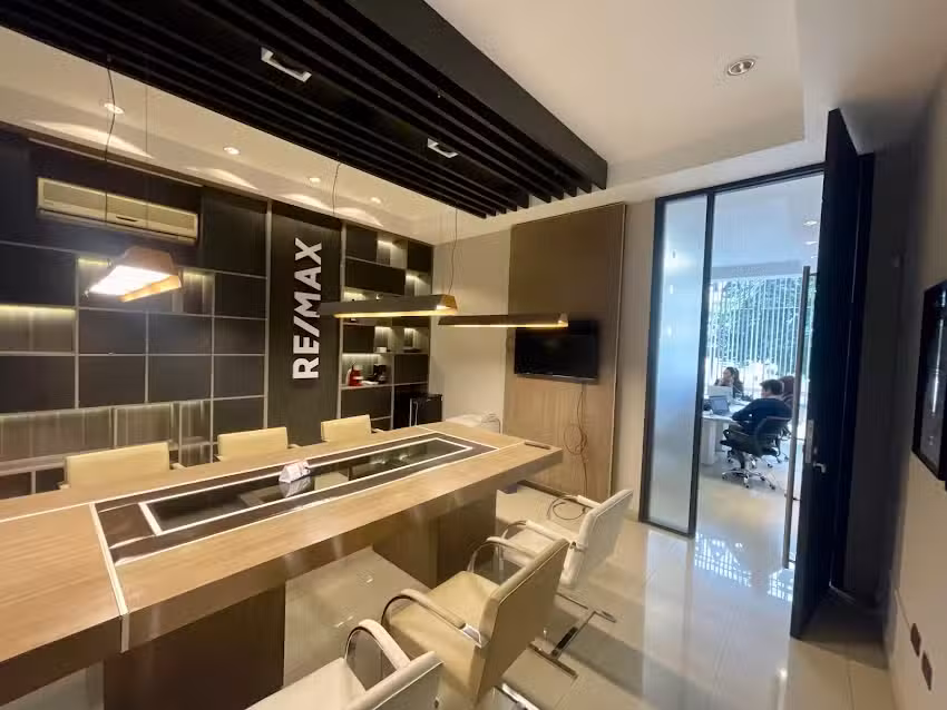 Remax Pacara Lider Mundial en Servicios Inmobiliarios