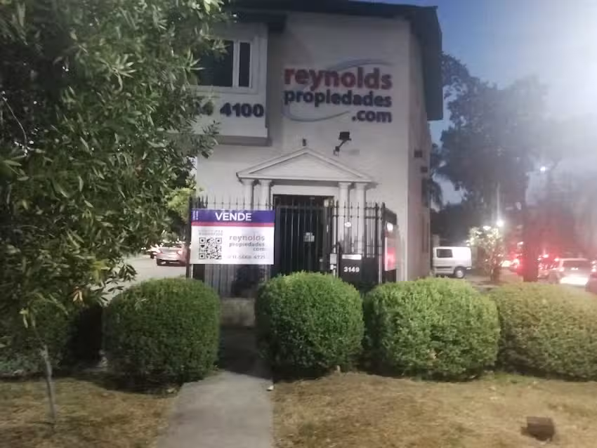 Reynolds Propiedades