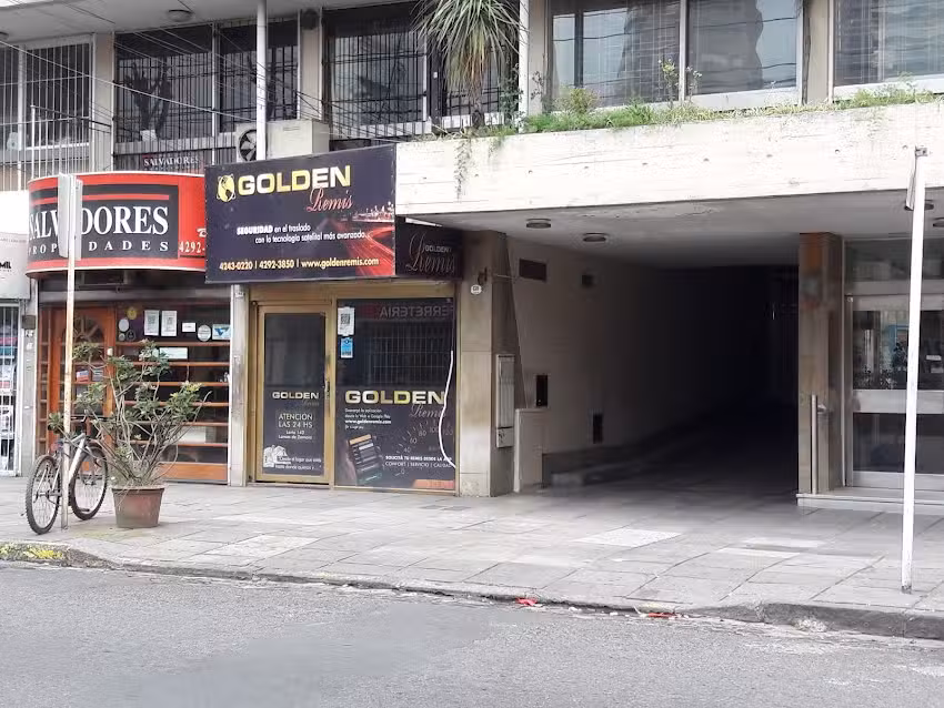 Salvadores Propiedades