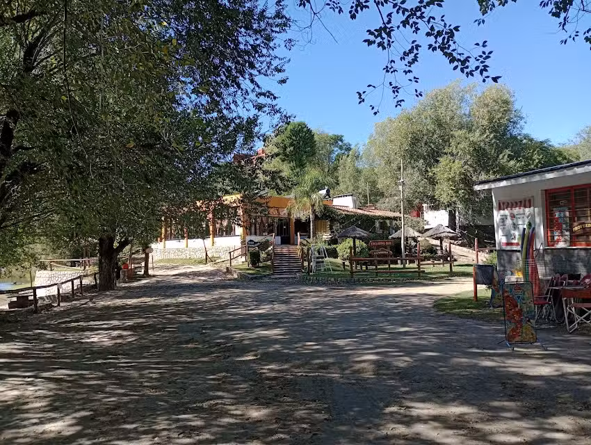 Terrazas Caba&ntilde;as Tala Huasi