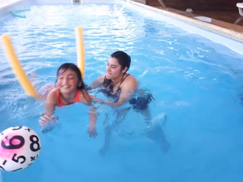 Tu Lugar En Valeria Piscina Climatizada