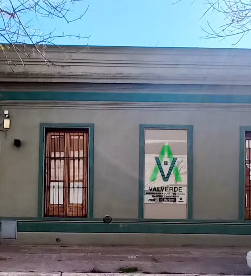 Valverde Asociados Inmobiliaria y Constructora en Ca&ntilde;uelas Gba Sur y alrededores